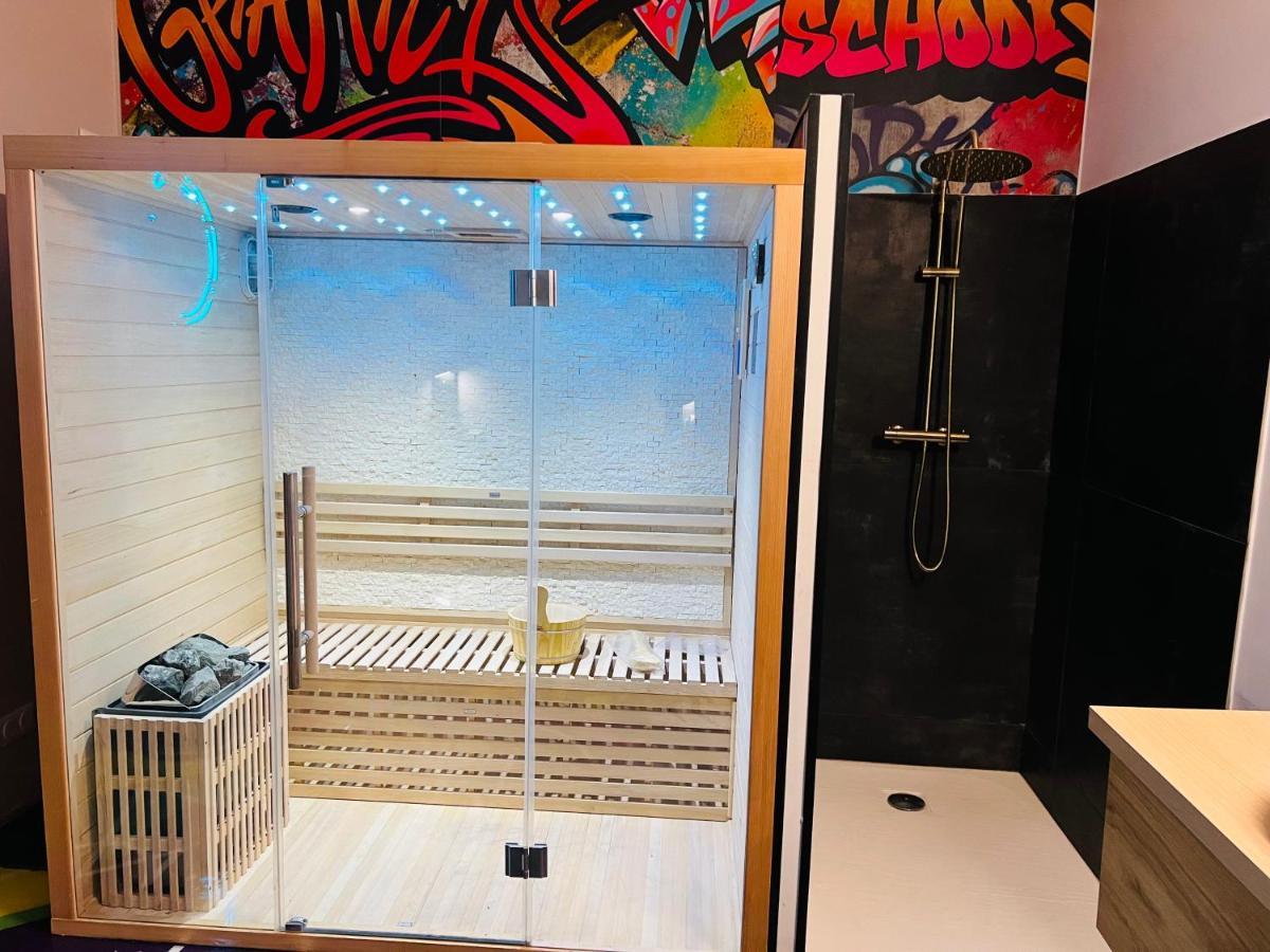 Capsule Street Art - Sauna- Jacuzzi - Playstation 5 - Billard - Netflix - Home Cinema - Terrasse Douai Zewnętrze zdjęcie