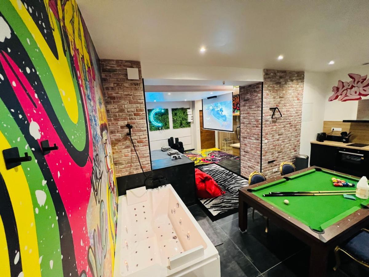 Capsule Street Art - Sauna- Jacuzzi - Playstation 5 - Billard - Netflix - Home Cinema - Terrasse Douai Zewnętrze zdjęcie